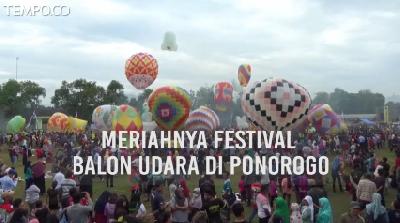 Meriahnya Festival Balon Udara di Ponorogo