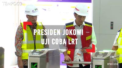 Presid en Joko Widodo Lakukan Uji Coba LRT Pertama di Indonesia
