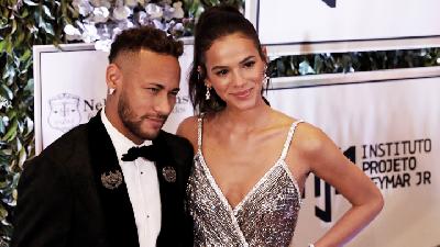 Asmara Neymar Kandas, Pilih Putus dengan Bruna Marquezine