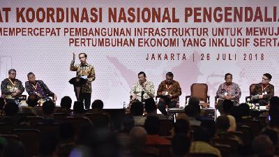 Jokowi Mau Stop Impor, Indef: Begini Risikonya