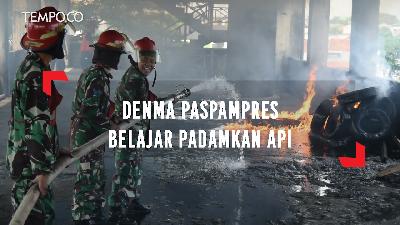 Denma Paspampres Belajar Padamkan Api