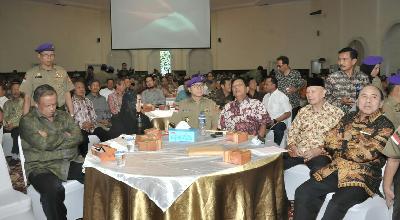 Bersama De wan Pimpinan Nasional, Ketua MPR Bicara Konstitusi
