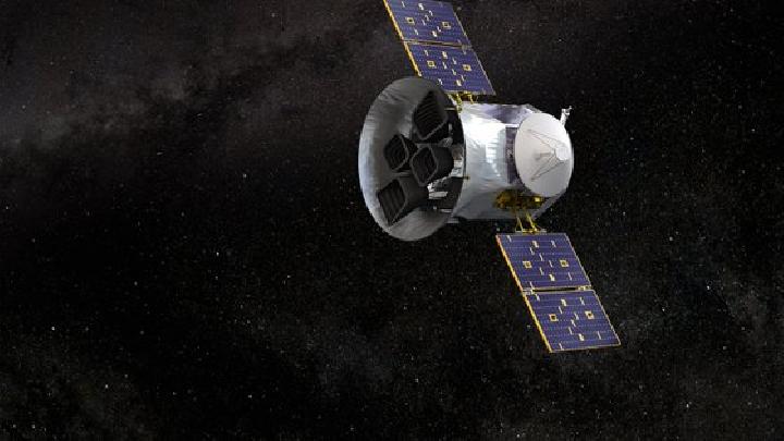 NASA Detects Signals from 'Zombie' Satellite Dormant for Six Decades