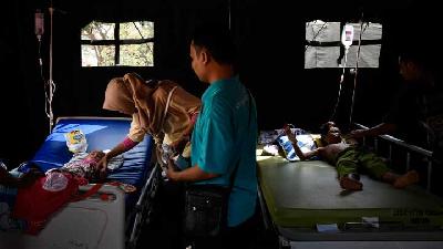 Suasana Penanganan Ratusan Korban Gempa Lombok