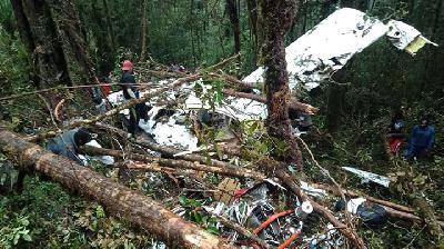 Pesawat Jatuh di Papua, 4 dari 8 Jenazah Diserahkan ke Keluarga