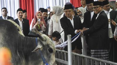 Jokowi Serahkan Kurban Sapi Idul Adha ke PP Muhammadiyah