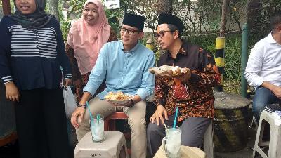 Disebut Masuk Timses Jokowi, Yusuf Mansur: Lebih Aman di Tengah