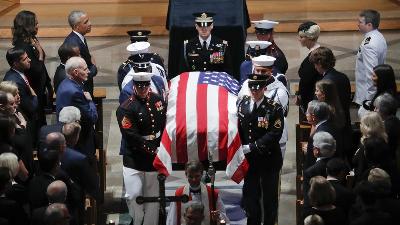 Putri John McCain Sindir Donald Trump di Pemakaman Ayahnya 