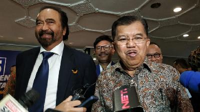 Surya Paloh dan JK Bernostalgia Masa Bersama di Golkar
