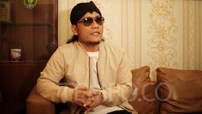 Gus Miftah: Yang Meneror Acara Sedekah Laut Gagal Paham