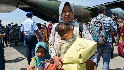 8.110 Orang Melakukan Eksodus Keluar Palu Pascagempa dan Tsunami