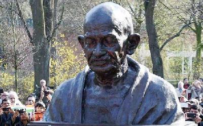 Dianggap Rasis, Patung Mahatma Gandhi Ditolak di Afrika