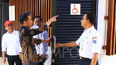 Jokowi Yakin Urusan Sertifikat Tanah di DKI Beres Dibantu Anies