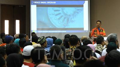 Basarnas Sampaikan Hasil Operasi ke Keluarga Korban Lion Air