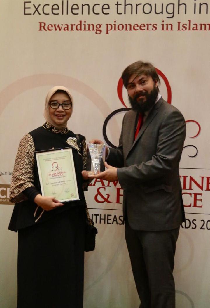 BNI Syariah Raih The Best Commercial Bank di Malaysia
