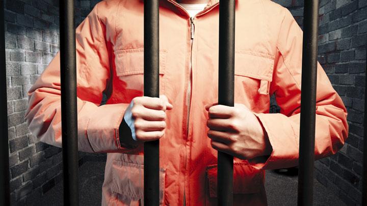 19 Inmates Escape from Papua Prison After Clash with Officers