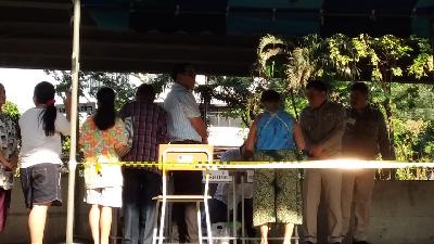 Thais Vote in Long-delayed Poll Pitting Junta Versus Critics