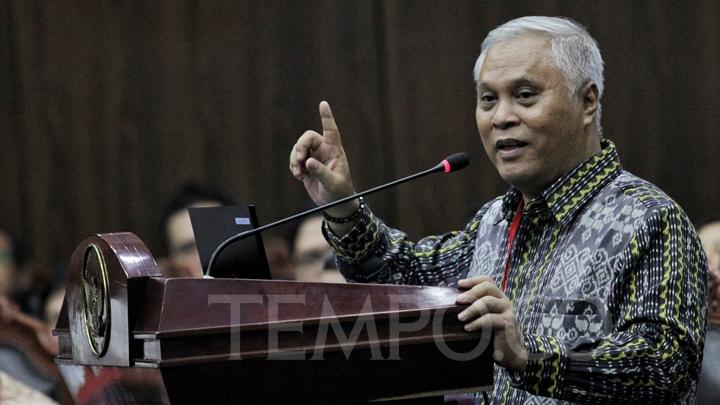 Dismissed Rector of Pancasila University Exposes Intimidation Allegation from Foundation