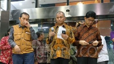 House Asked to Postpone Ratification of KPK Law Revisions