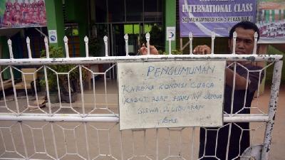 Thick Smog Covers Pekanbaru; School Closure Extended