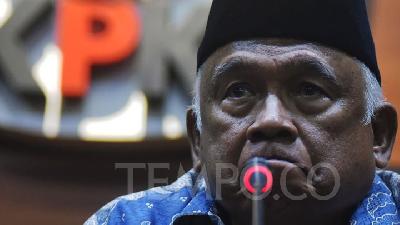 Foto Hari Ini, dari Revisi UU KPK hingga Jokowi Bicara Karhutla