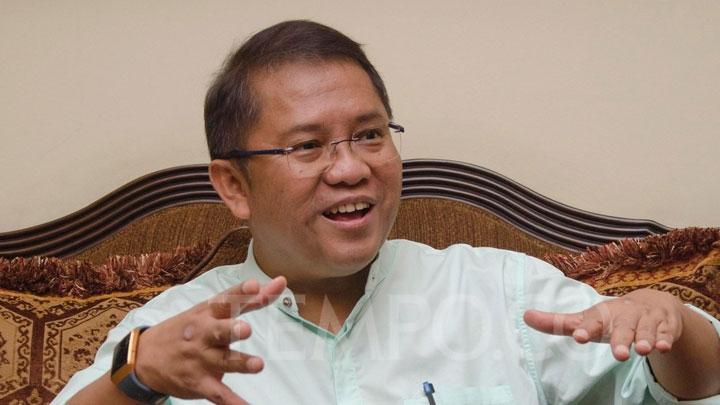 Former Minister Says Indonesians Content with 4G Connection, 5G Not Yet Needed