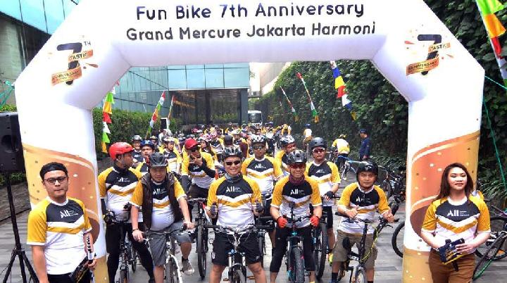 Grand Mercure Jakarta Harmoni Gelar Fun Bike