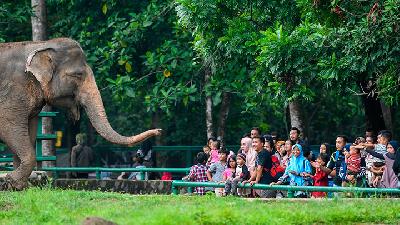 Anies Baswedan Closes Recreational Areas over Coronavirus