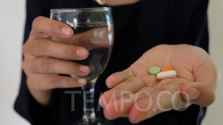 Why Do Some Medications Work Best After Meals? Experts Explain