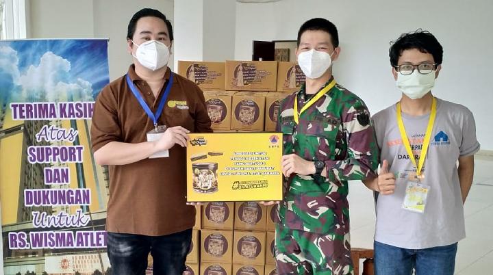 Paket Nissin Wafers untuk Paramedis RSD Wisma Atlet