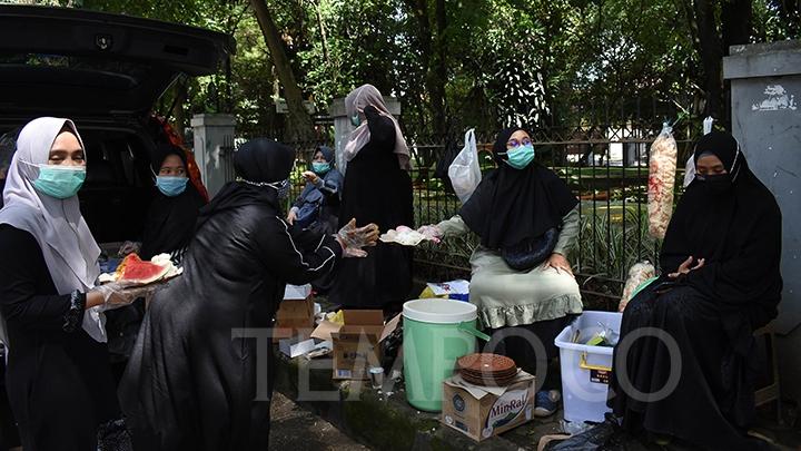 Indonesia Slips to 21st Place Among World's Most Generous Countries