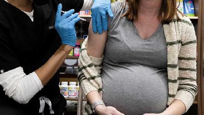 Pregnant Women Should Get Vaccinated, Says Expert