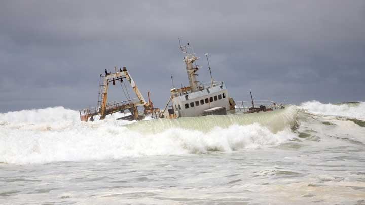 Four Reported Killed in Tunu Pratama Jaya Sinking
