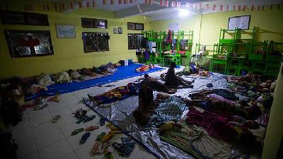 NTT Major Floods; Housing Ministry to Relocate Victims' Houses 