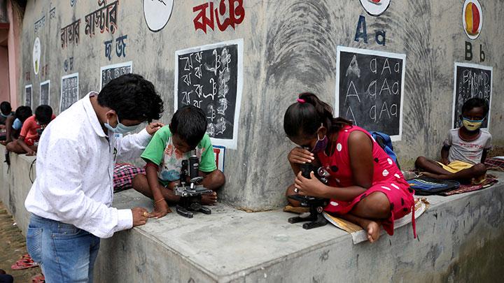 India's Digital Divide and the Consequent Welfare Bias