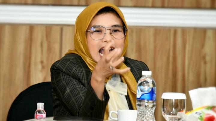 DPR Menagih Hasil Investigasi BGN soal Dugaan Ompreng MBG Mengandung Minyak Babi