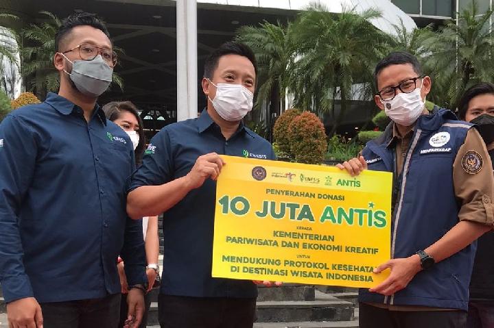 Antis dan Kemenparekraf Luncurkan Mobil Vaksin Keliling