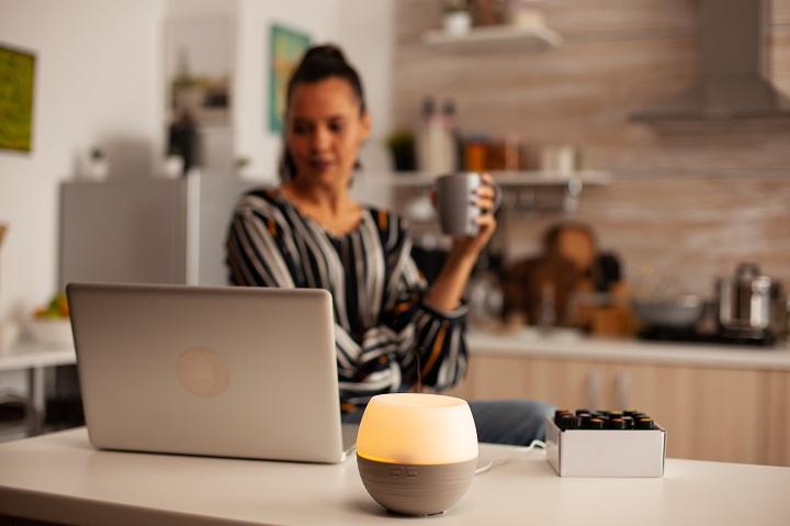 List of 8 Side Jobs to Explore While Working Full Time