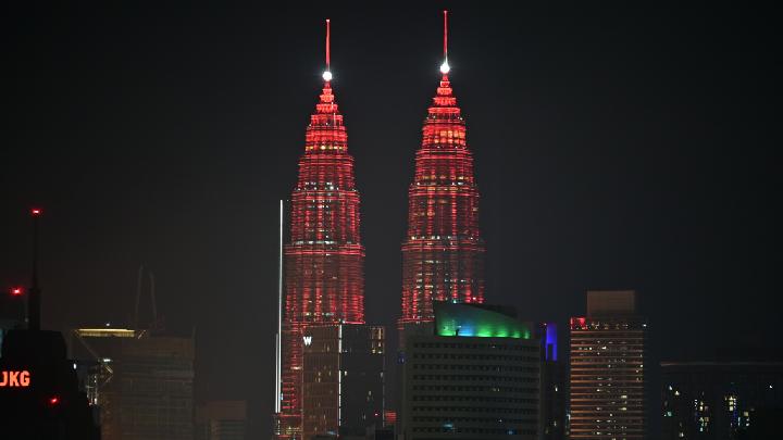 8 Best Asian Countries to Live in as a Foreigner: Tax-Friendly Havens