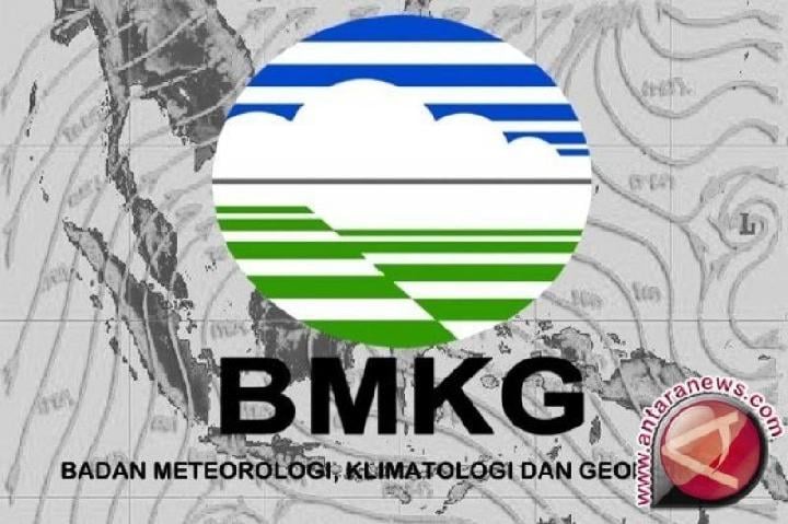 BMKG Tsunami Alert Sparks Evacuation in North Halmahera Coastal Areas
