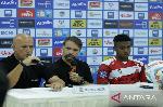 Pelatih Madura United Mauricio Souza memberikan keterangan dalam jumpa pers setelah laga Liga 1 2023-2024 melawan Persib Bandung di Stadion Gelora Bandung Lautan Api, Minggu, 2 Juli 2023. ANTARA/HO-MO Madura United 