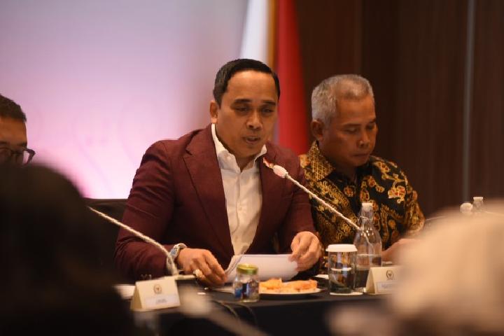 Wakil Ketua BKSAP DPR RI Putu Supadma Rudana saat mengikuti rapat finalisasi terkait penyelenggaraan Sidang Umum ke 44 AIPA dengan Kementerian Luar Negeri RI  di Kabupaten Bogor, Kamis (3/8/2023). Foto: Dep/nr