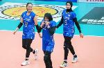 Pemain Timnas bola voli putri Indonesia, Aulia Suci Nurfadila (kiri), Wilda Siti Fadhilah (tengah) dan Hany Budiarti (kanan). (ANTARA/PP PBVSI)