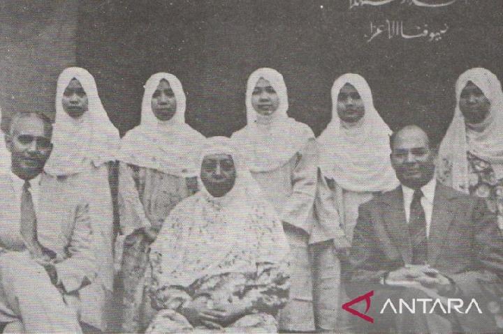 Rahmah El Yunusiyyah’ın Profili: Kabau Sirah Ülkesinden Eğitim ve Kadının Özgürleşmesi Figürü