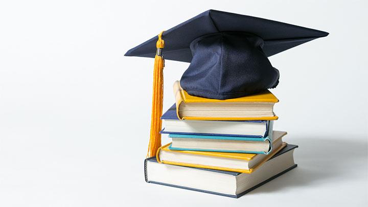 KaburAjaDulu: 5 Study Abroad Scholarships