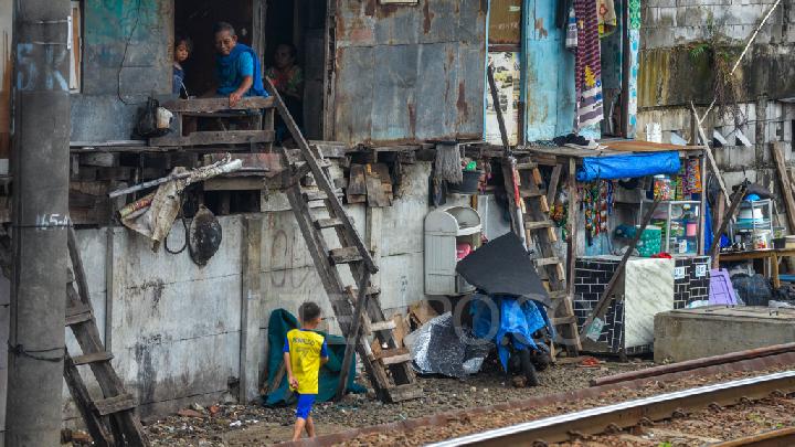 Extreme Poverty in Indonesia Rises to 15.42 Million