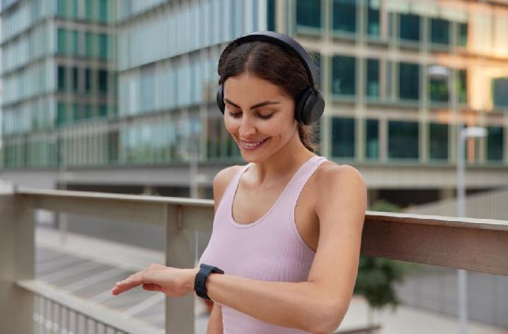 6 Supporting Tools for Those Active in Sports