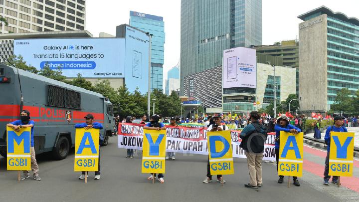 Prabowo to Attend May Day Commemoration at National Monument