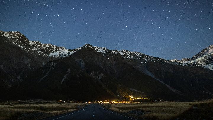 New Zealand to Charge Foreign Tourists Visiting Popular Nature Destinations