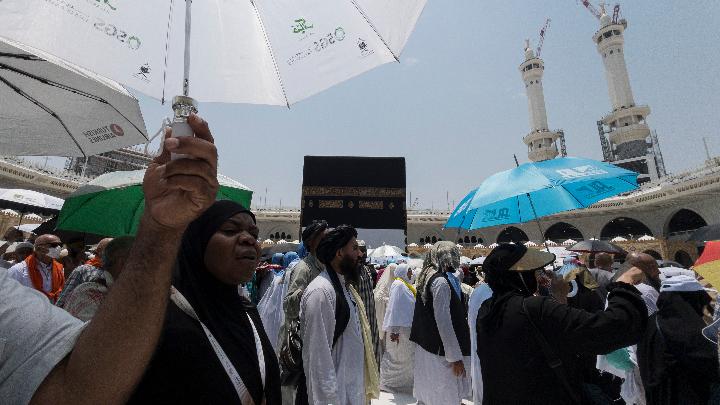 Stealing from God's Guests